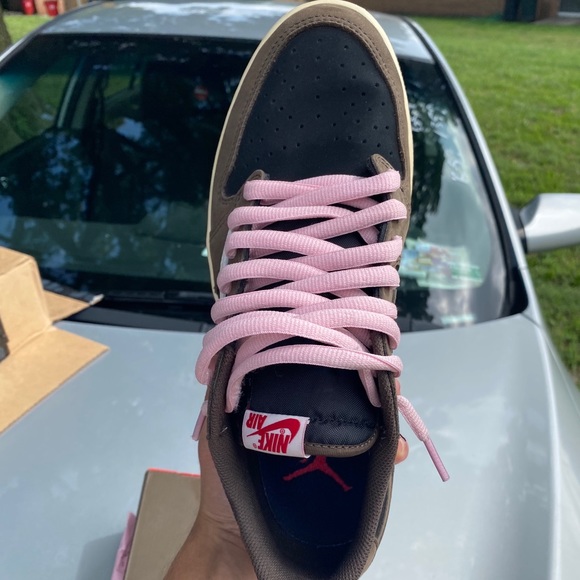 Travis Scott Jordan 1 Low - Picture 10 of 16